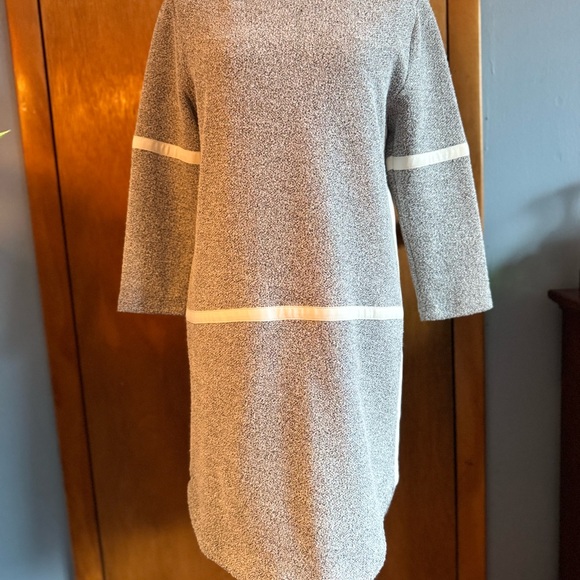 Women's Gray Public School New York Knit Knee Length Sheath Style Dress sz L - Picture 4 of 15